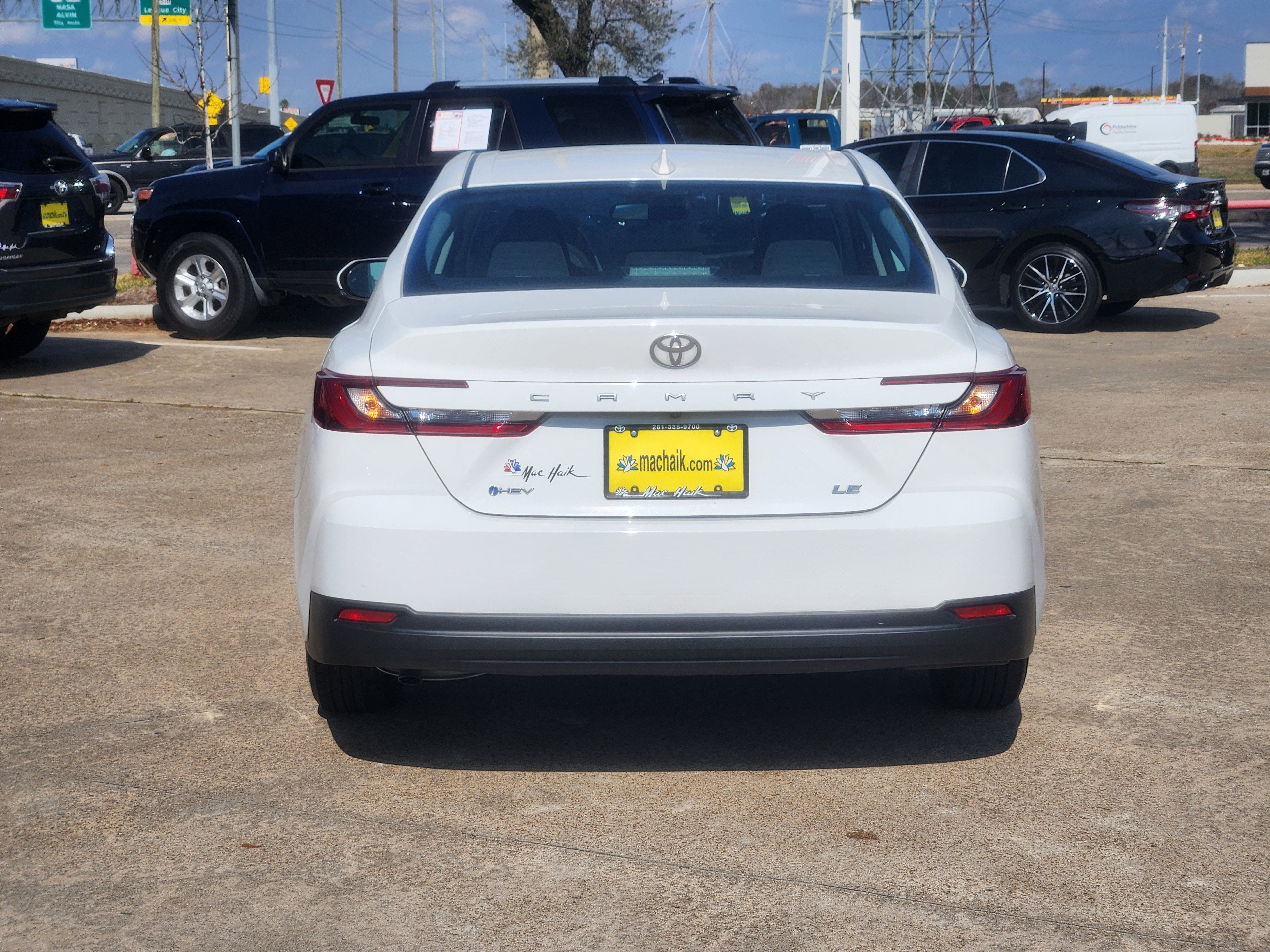 2025 Toyota Camry SE