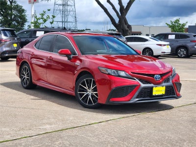 2021 Toyota Camry Hybrid SE
