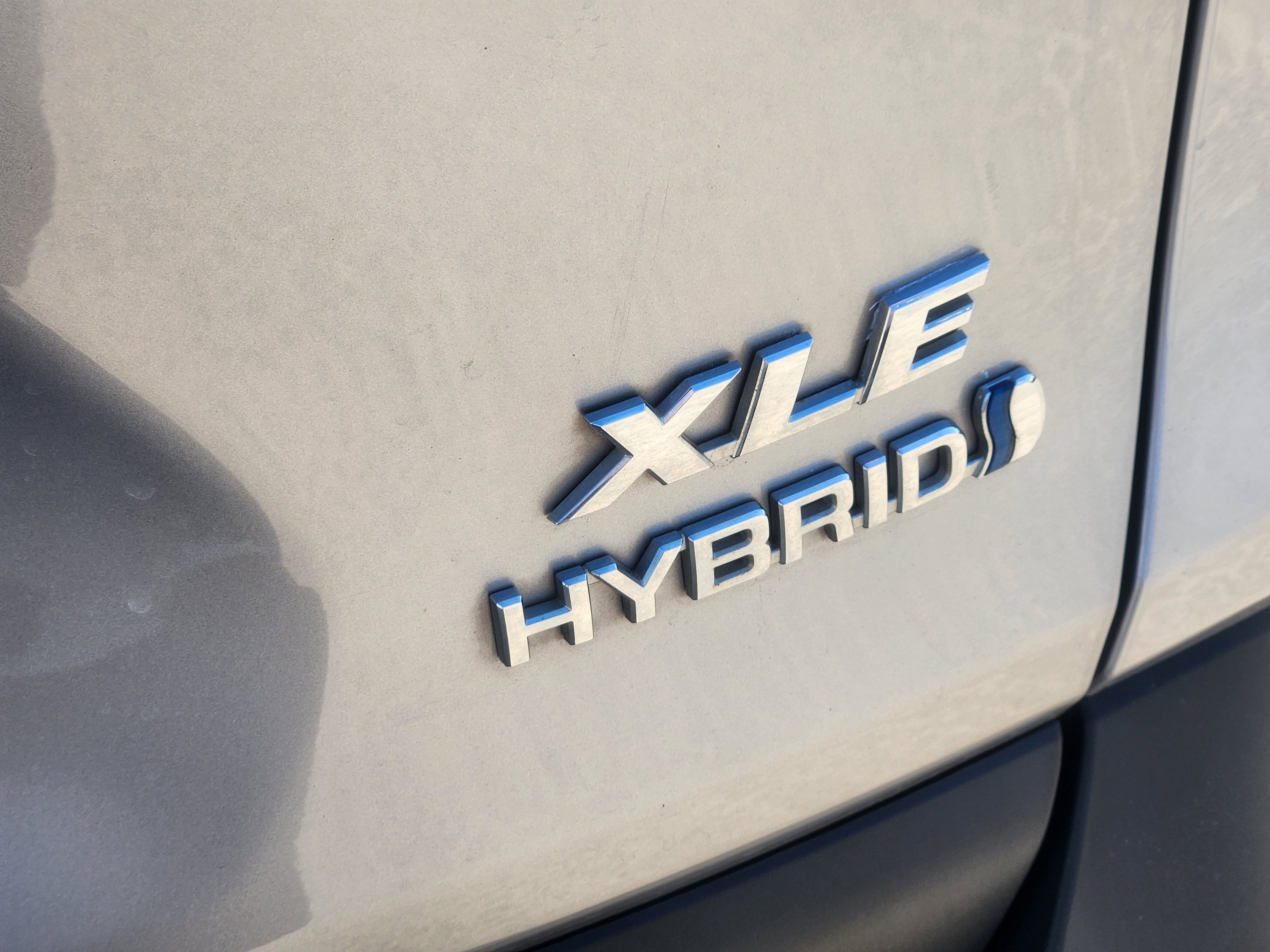 2023 Toyota RAV4 Hybrid XLE