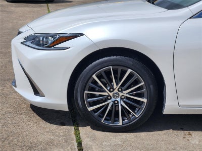 2024 Lexus ES ES 250