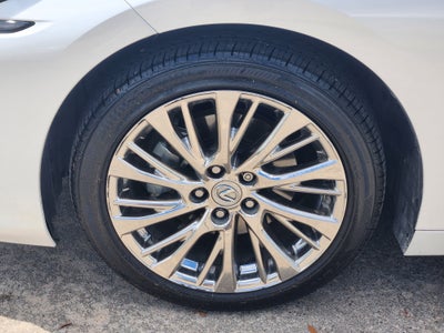 2021 Lexus ES 300h