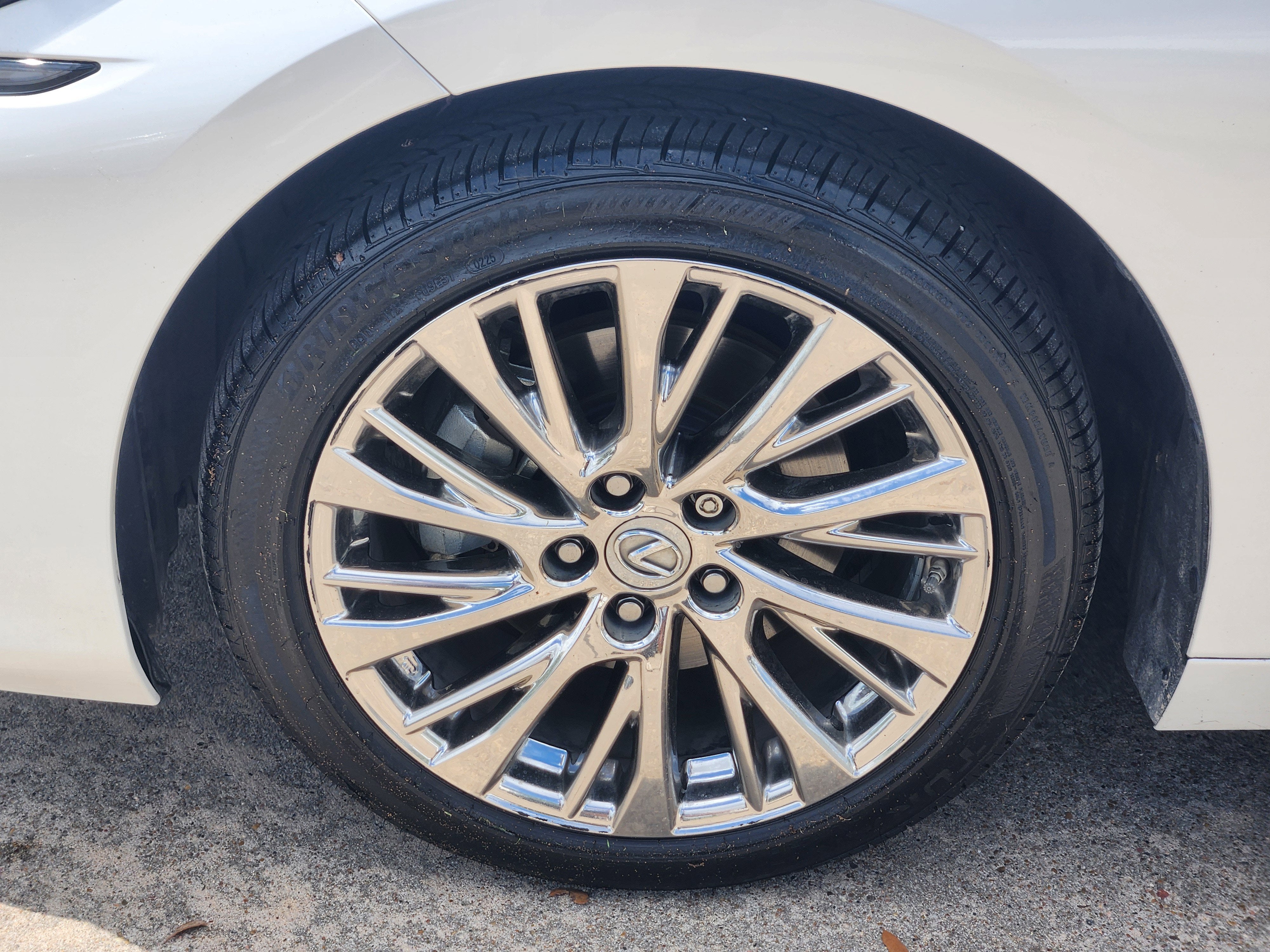 2021 Lexus ES 300h