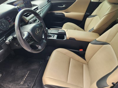 2021 Lexus ES 300h