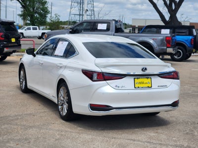 2021 Lexus ES 300h