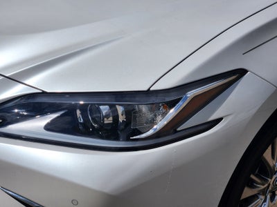 2021 Lexus ES 300h