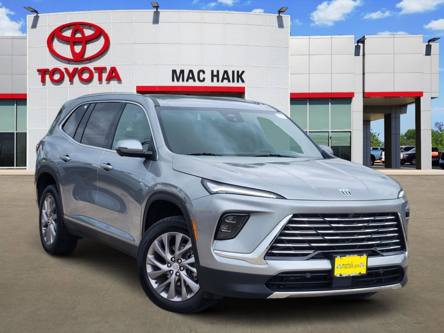2025 Buick Enclave Preferred's photo
