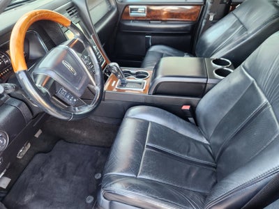 2016 Lincoln Navigator Select