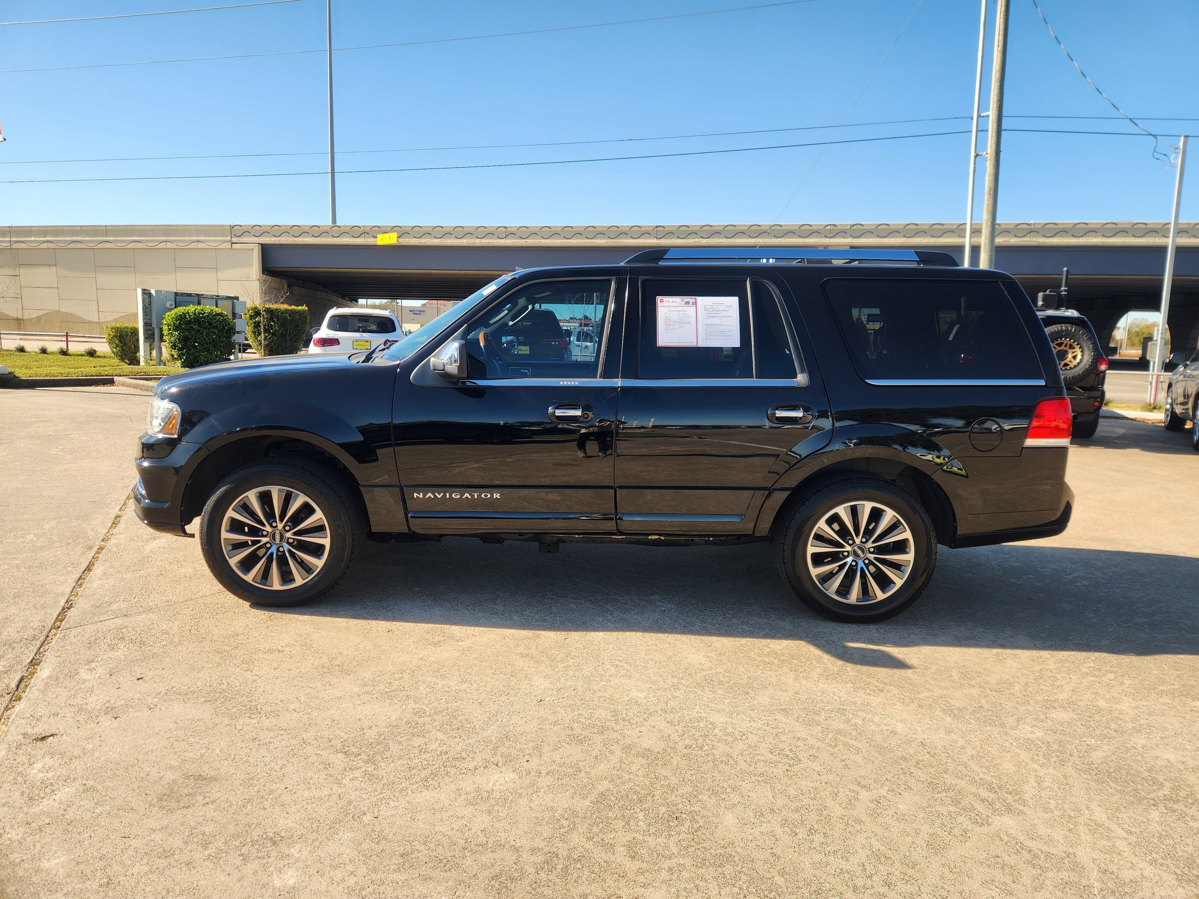 2016 Lincoln Navigator Select