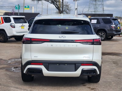 2025 INFINITI QX60 LUXE