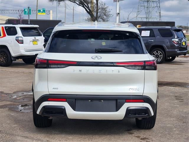 2025 INFINITI QX60 LUXE