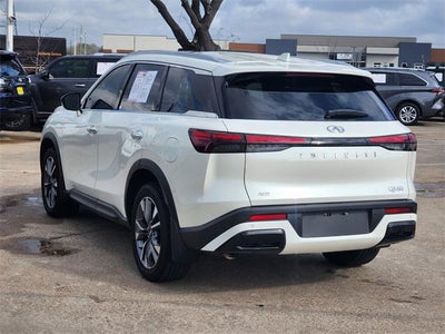 2025 INFINITI QX60 LUXE
