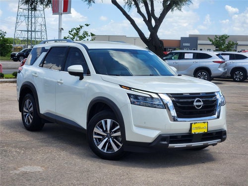 2024 Nissan PATHFINDER Base