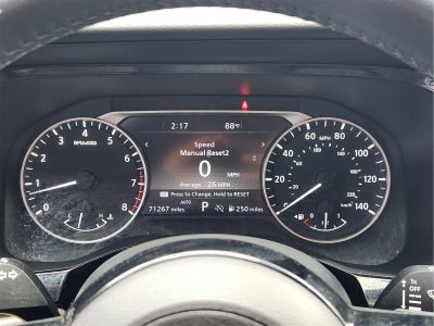 2022 Nissan Pathfinder SL