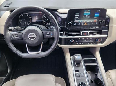 2022 Nissan Pathfinder SL