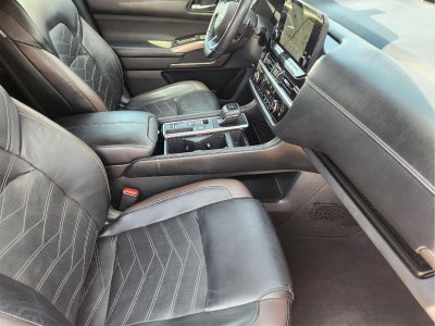 2023 Nissan Pathfinder Platinum