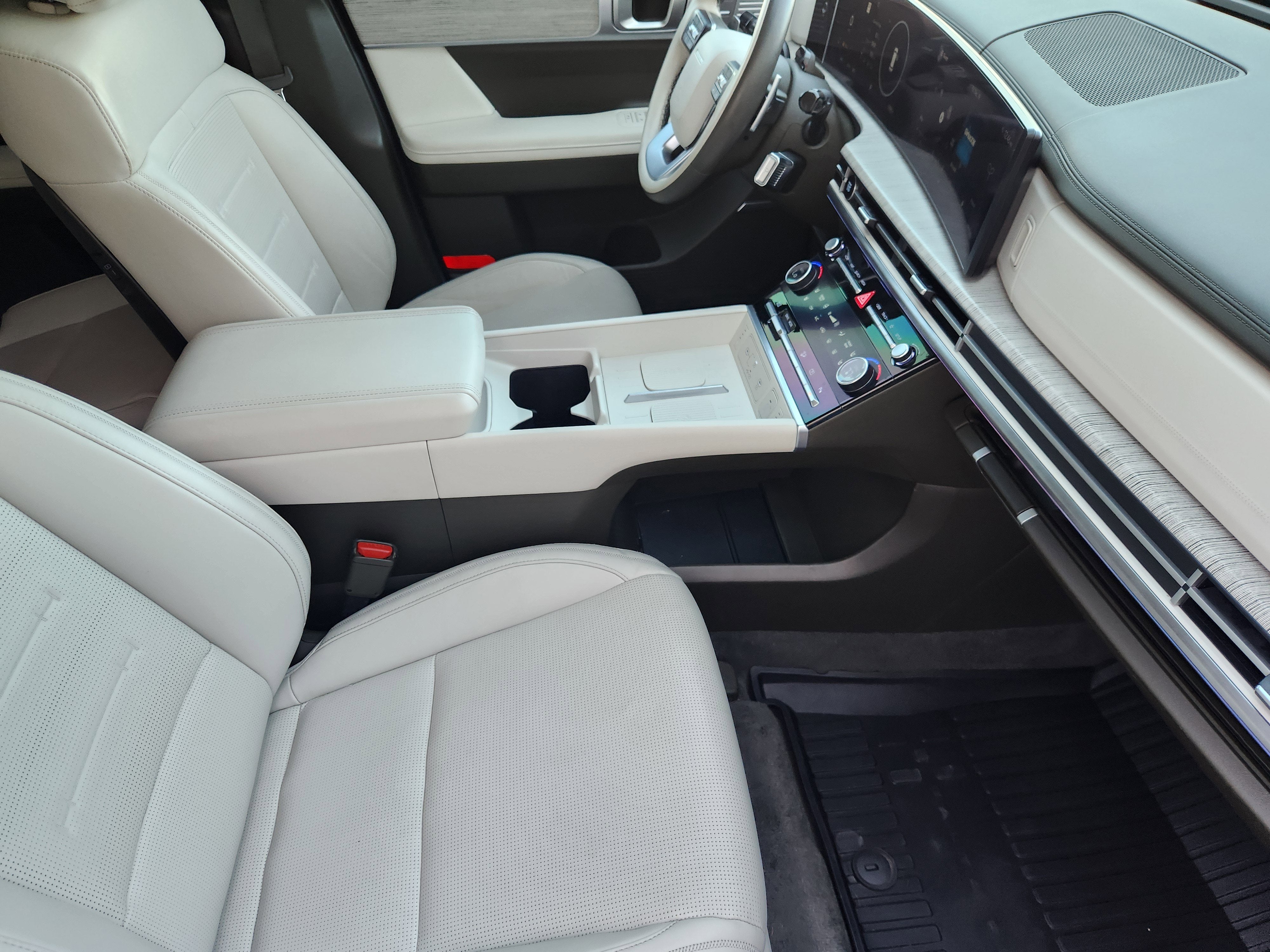 2025 Hyundai Santa Fe Hybrid Calligraphy