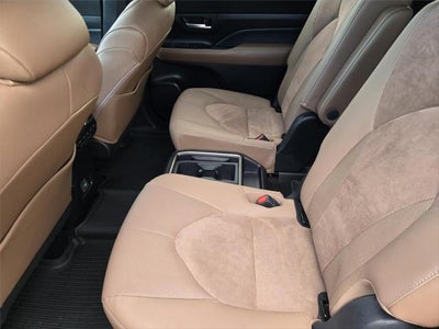 2025 Toyota Grand Highlander Hybrid MAX Platinum