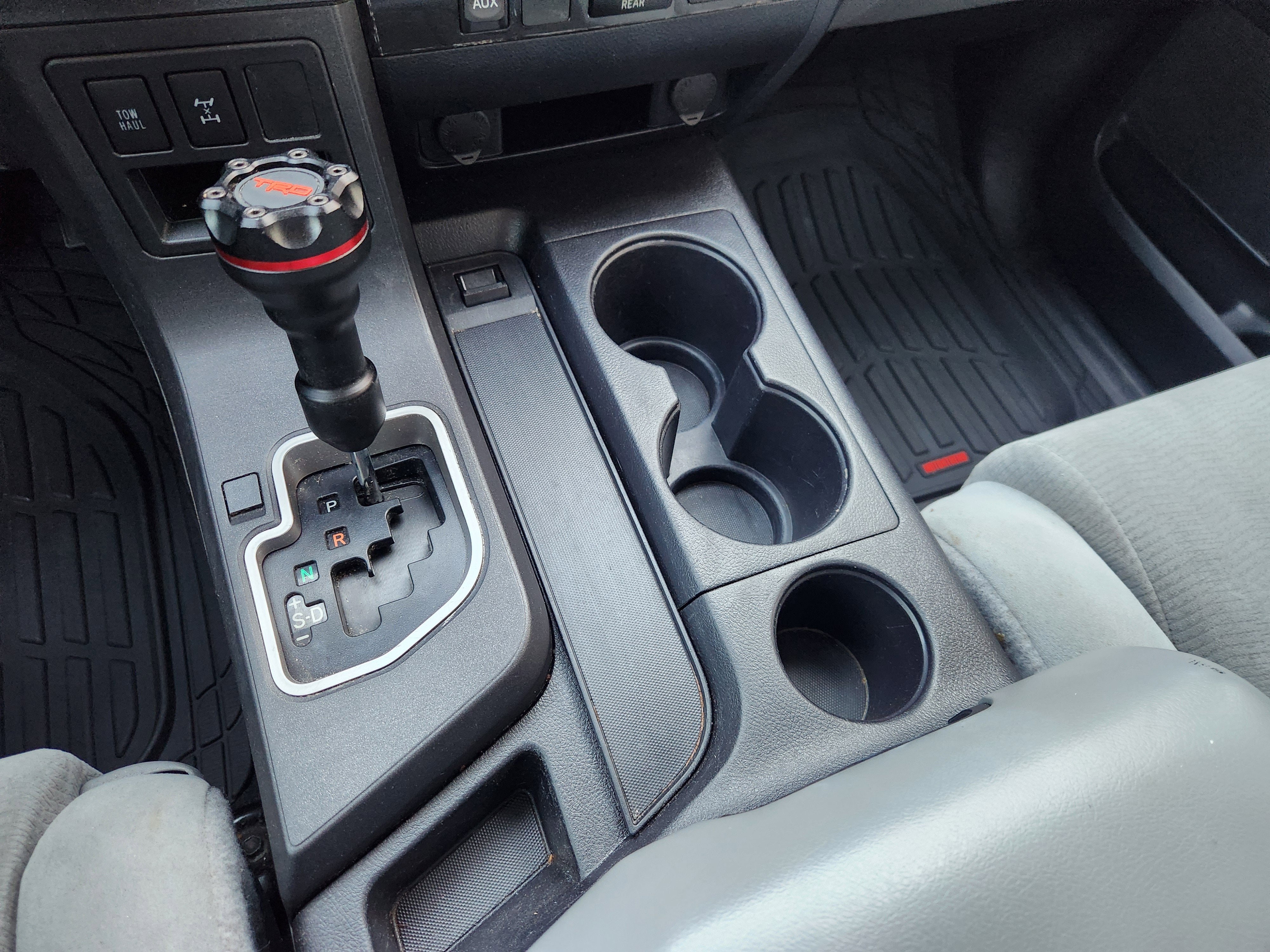 2019 Toyota Sequoia SR5