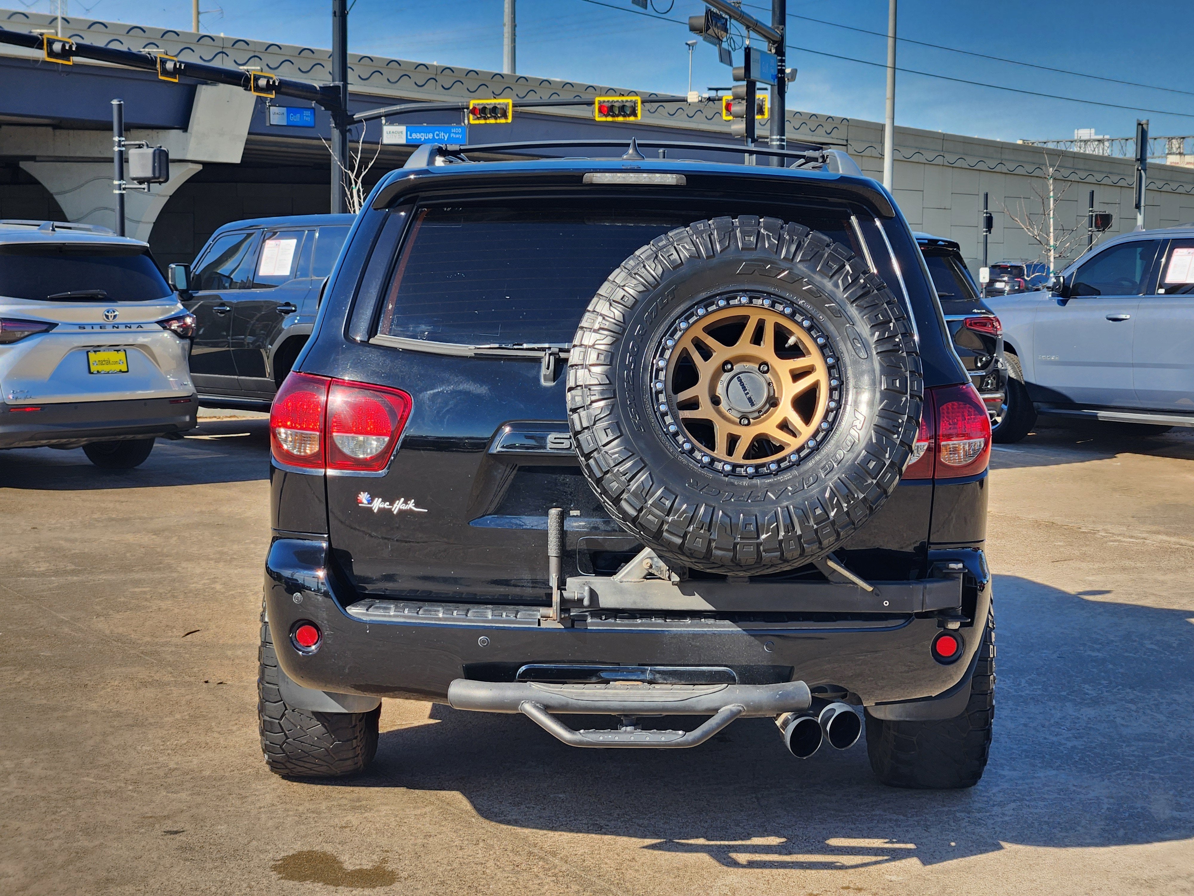 2019 Toyota Sequoia SR5