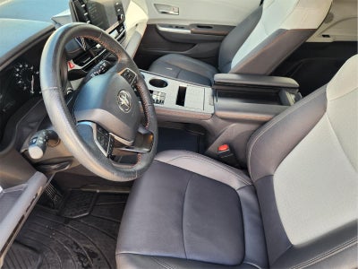 2024 Toyota Sienna XSE