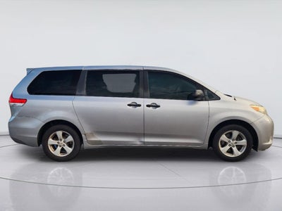 2012 Toyota Sienna Base 7-Passenger