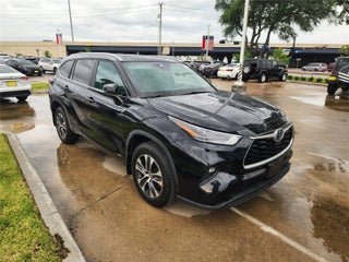 2023 Toyota Highlander Hyb Base