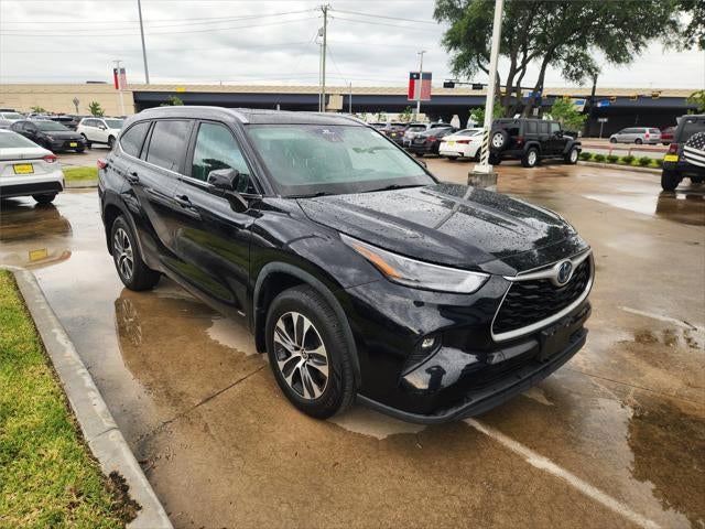 2023 Toyota Highlander Hyb Base