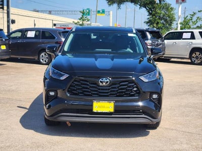2023 Toyota Highlander XLE