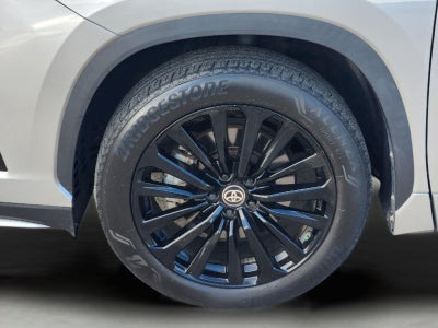 2024 Toyota HIGHLANDER Base