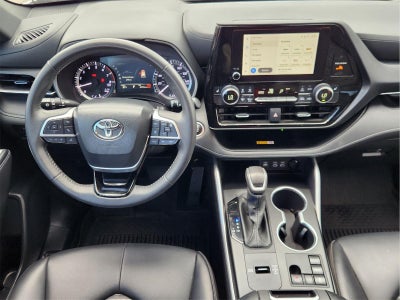 2024 Toyota HIGHLANDER Base