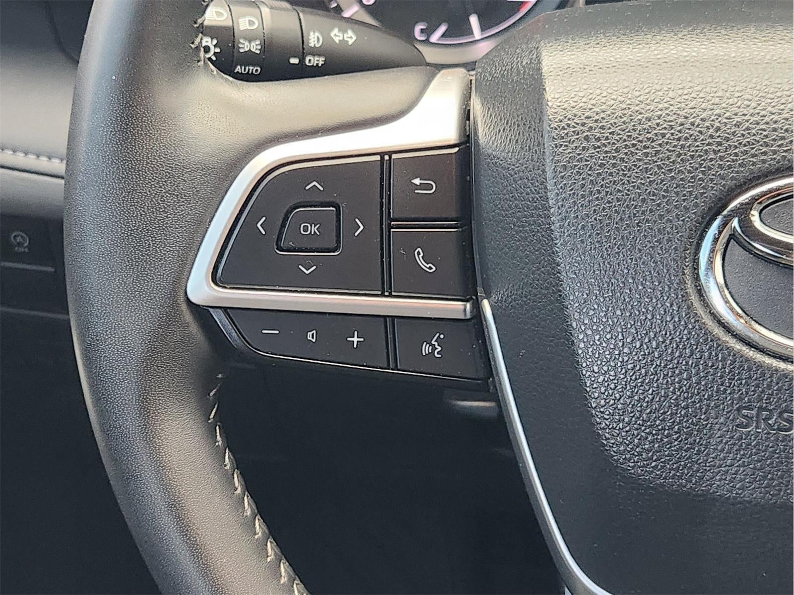 2024 Toyota HIGHLANDER Base