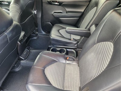 2024 Toyota HIGHLANDER Base