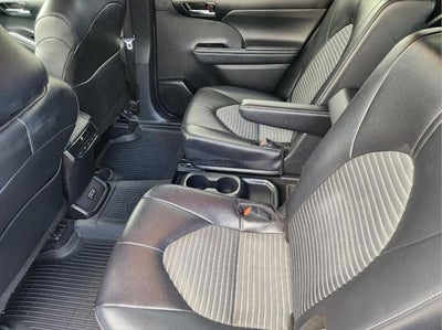2024 Toyota HIGHLANDER Base