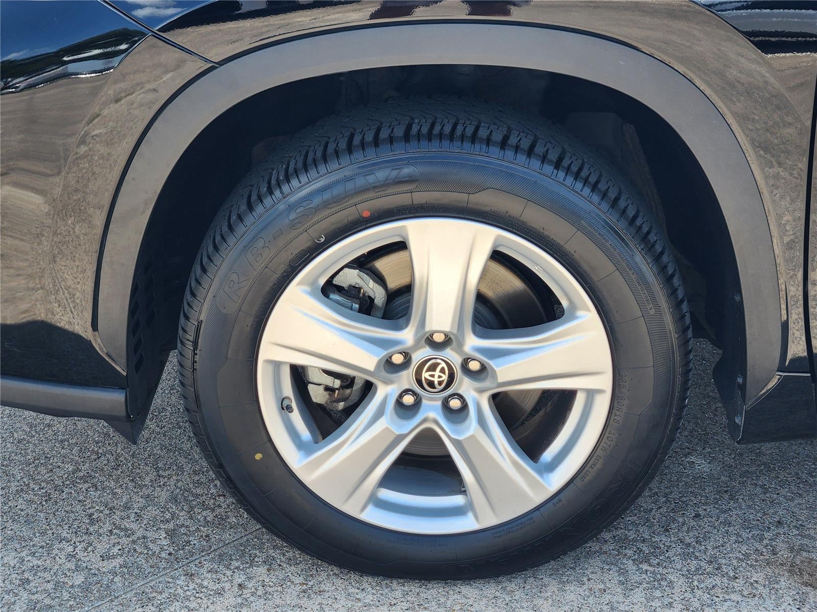 2025 Toyota Highlander LE