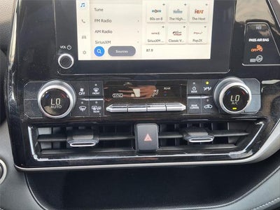 2025 Toyota Highlander LE