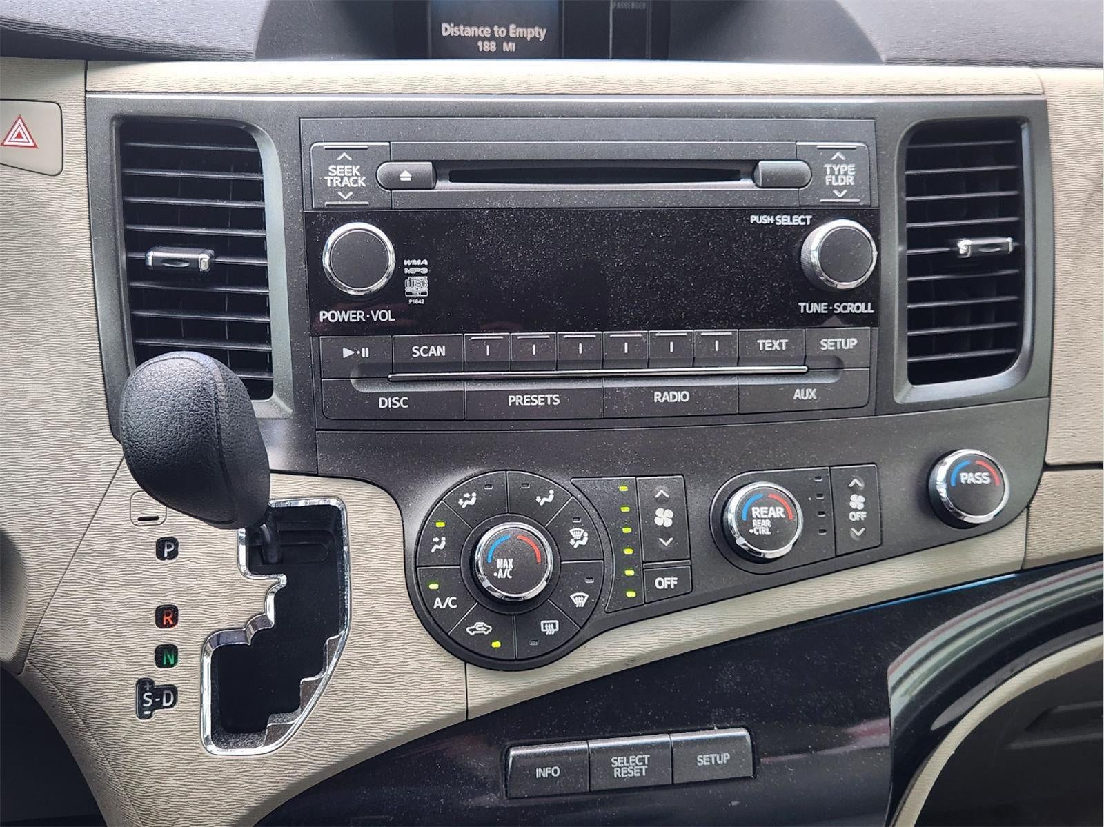 2011 Toyota Sienna LE 8-Passenger