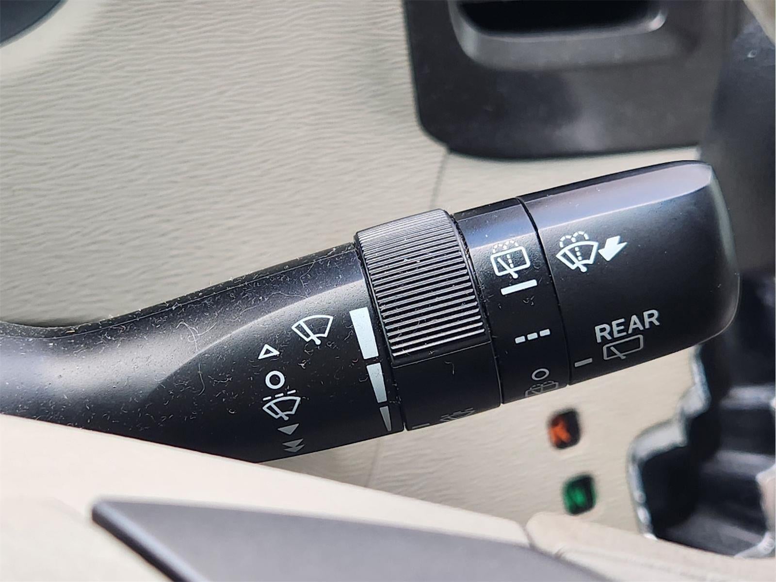 2011 Toyota Sienna LE 8-Passenger