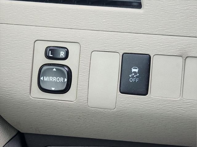 2011 Toyota Sienna LE 8-Passenger