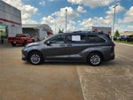 2025 Toyota Sienna LE