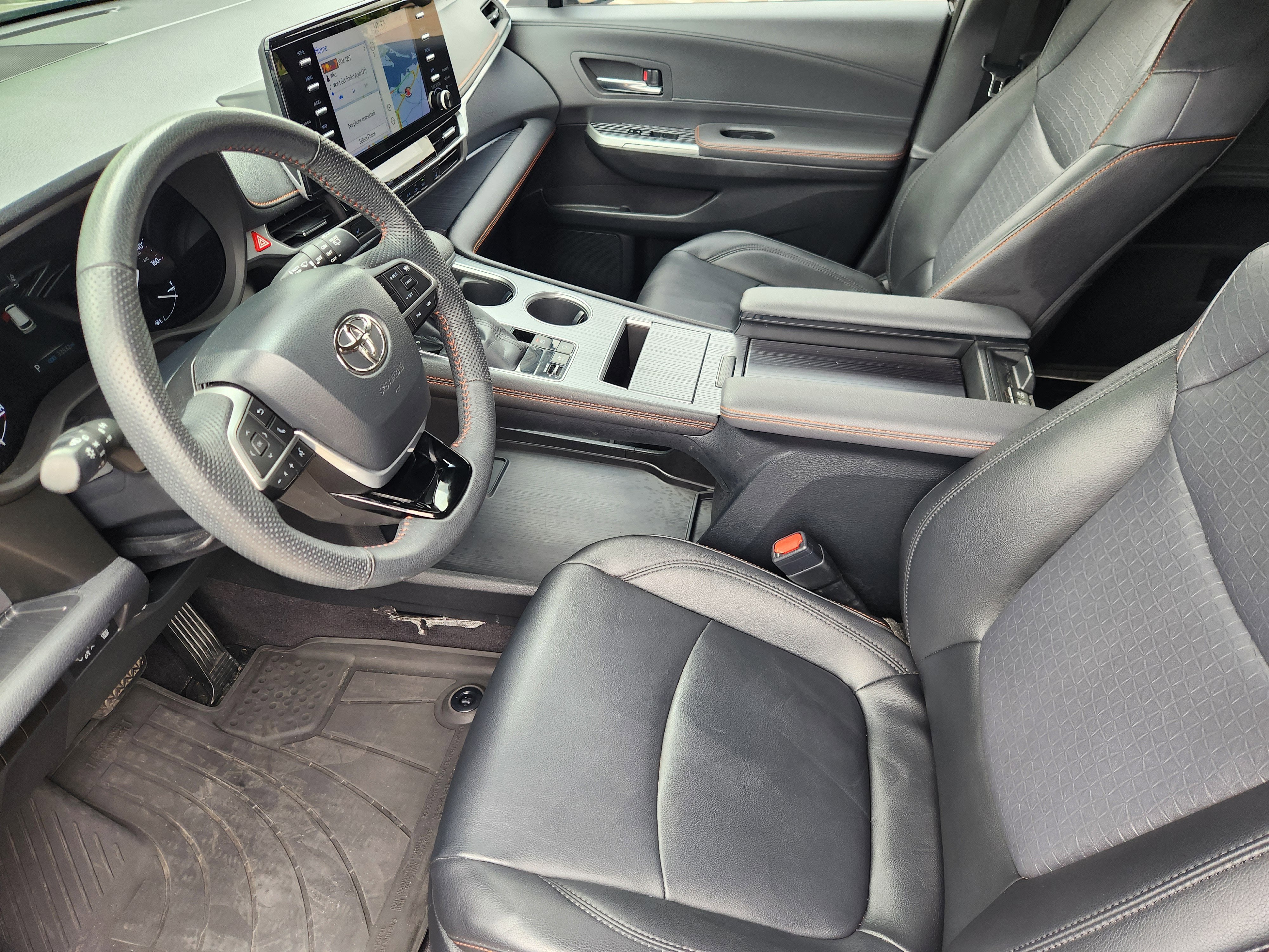 2022 Toyota Sienna XSE 7 Passenger