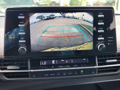 2022 Toyota Sienna XSE 7 Passenger
