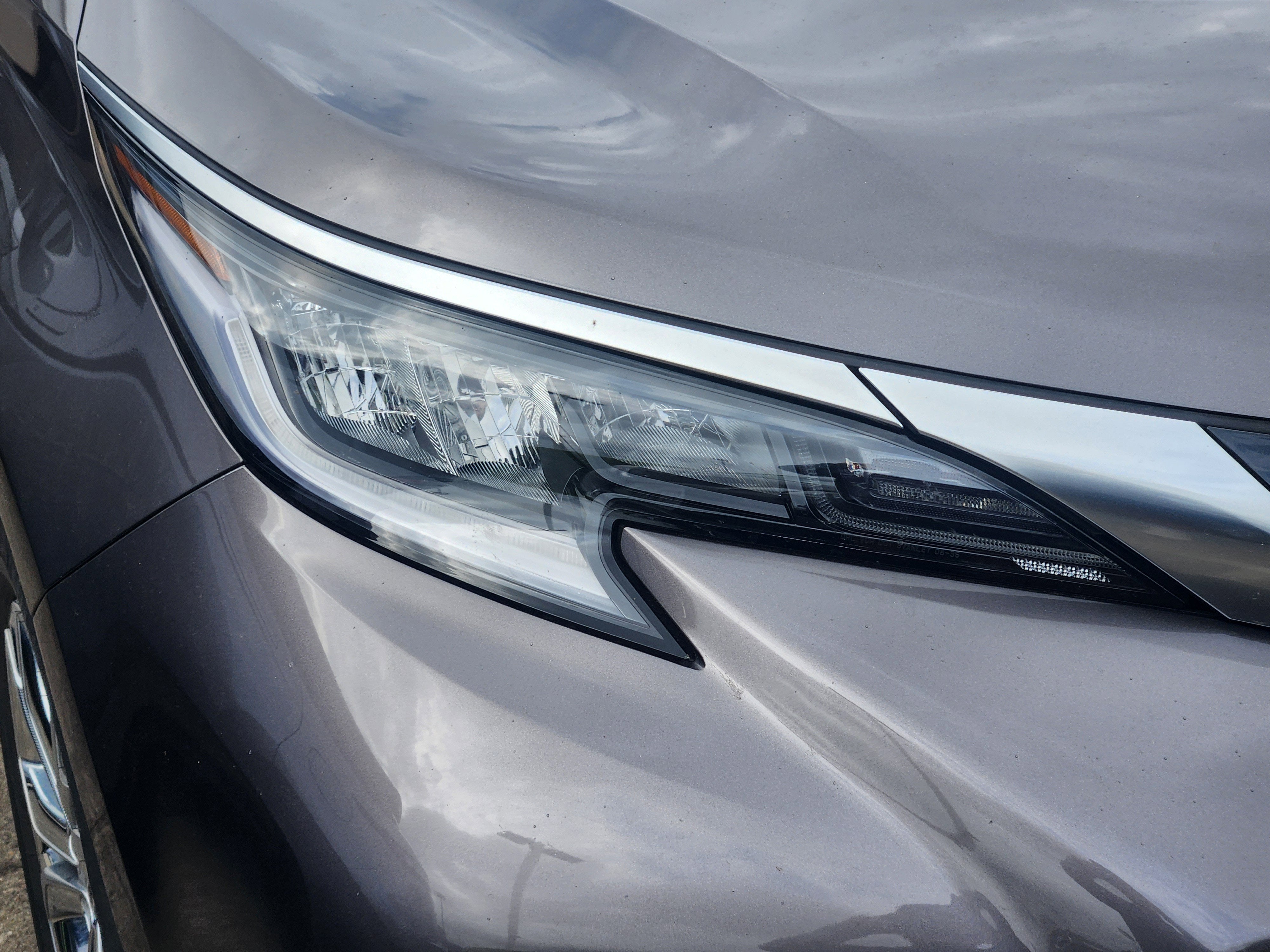 2022 Toyota Sienna XSE 7 Passenger