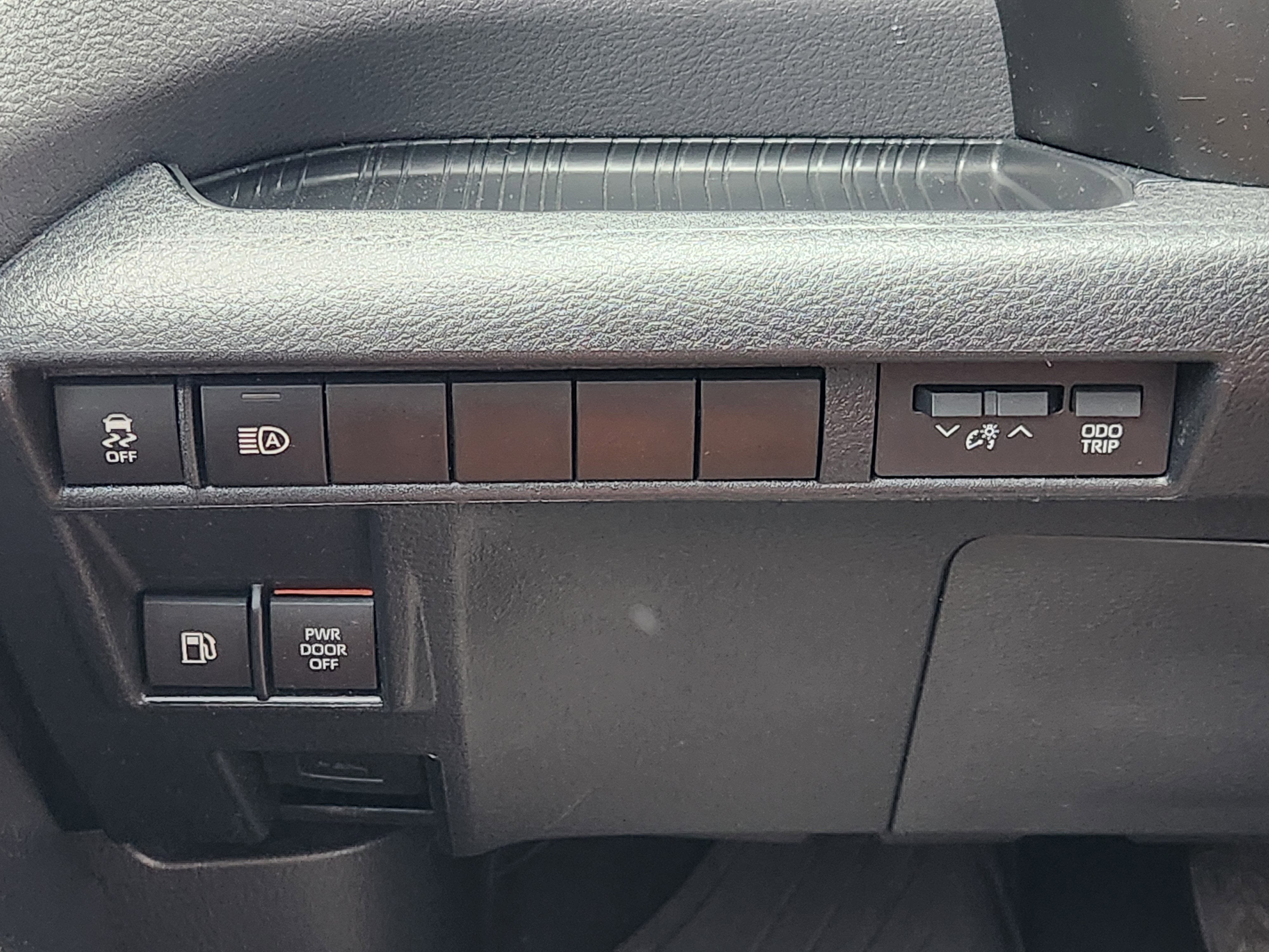 2022 Toyota Sienna XSE 7 Passenger