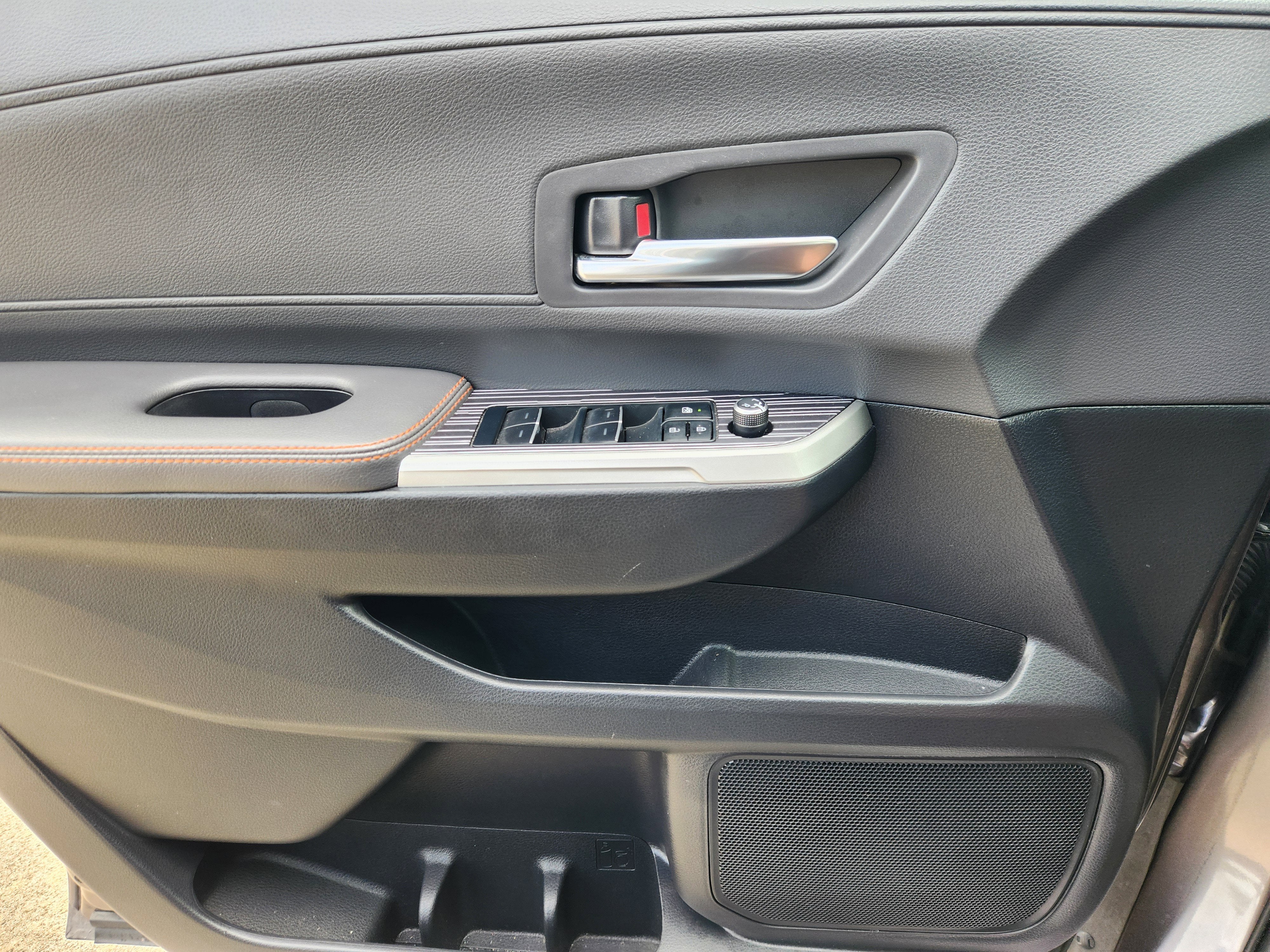 2022 Toyota Sienna XSE 7 Passenger