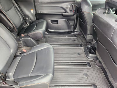 2022 Toyota Sienna XSE 7 Passenger