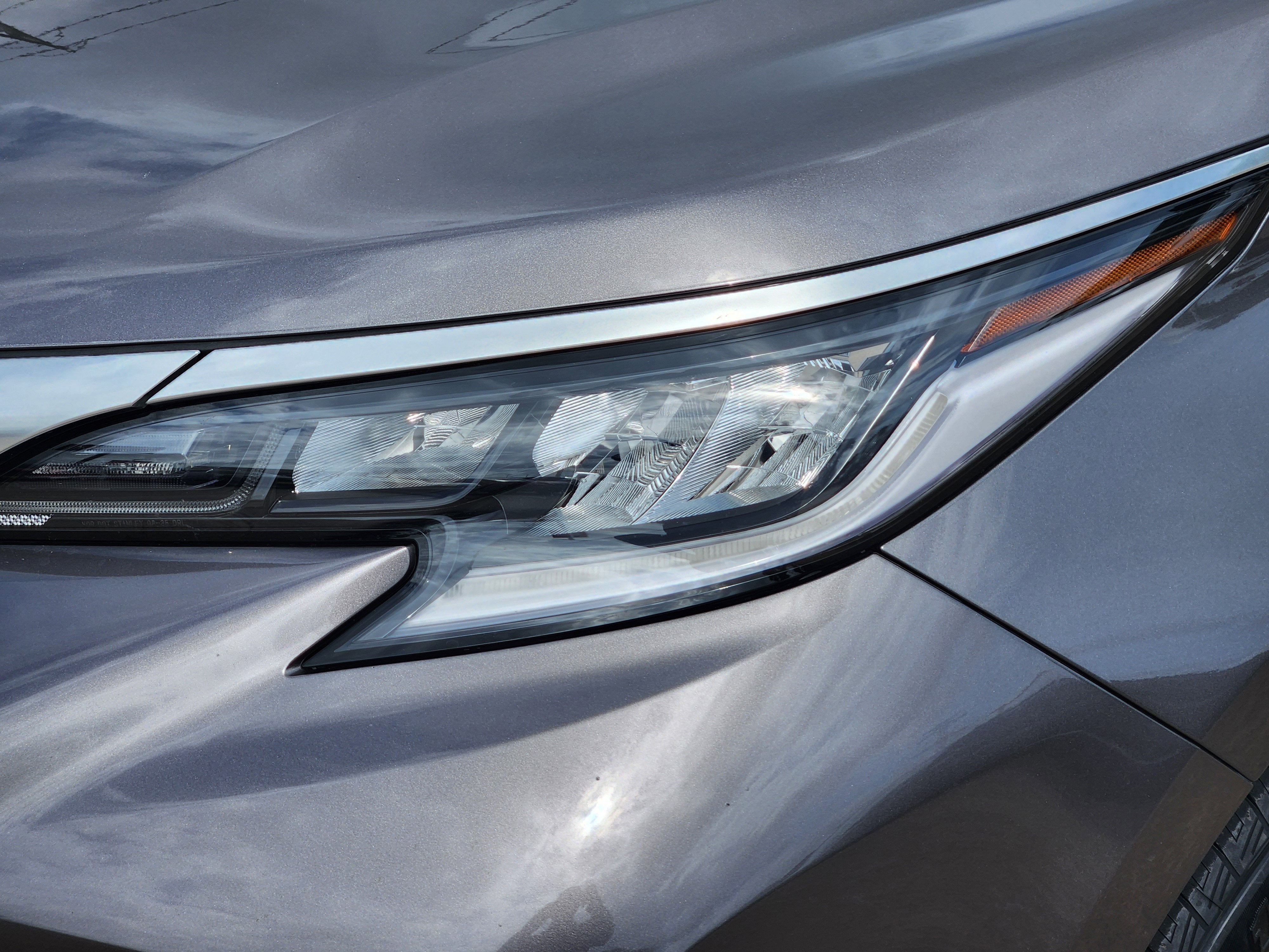 2022 Toyota Sienna XSE 7 Passenger