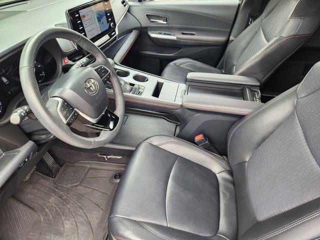 2022 Toyota Sienna XSE 7 Passenger