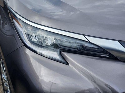 2022 Toyota Sienna XSE 7 Passenger