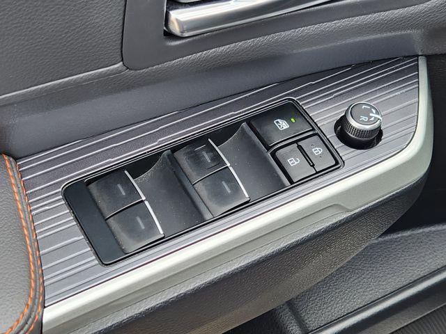 2022 Toyota Sienna XSE 7 Passenger