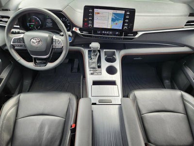 2022 Toyota Sienna XSE 7 Passenger